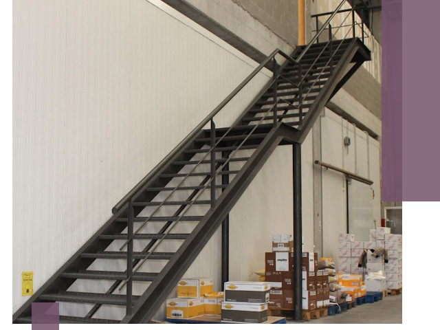 Лестницы для производства в Асбесте — изготовление и монтаж